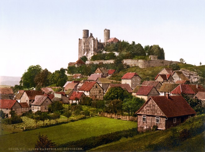 Hanstein Castle, near Hanover Germany. (http://posture.doonks.com/hanover.html)
