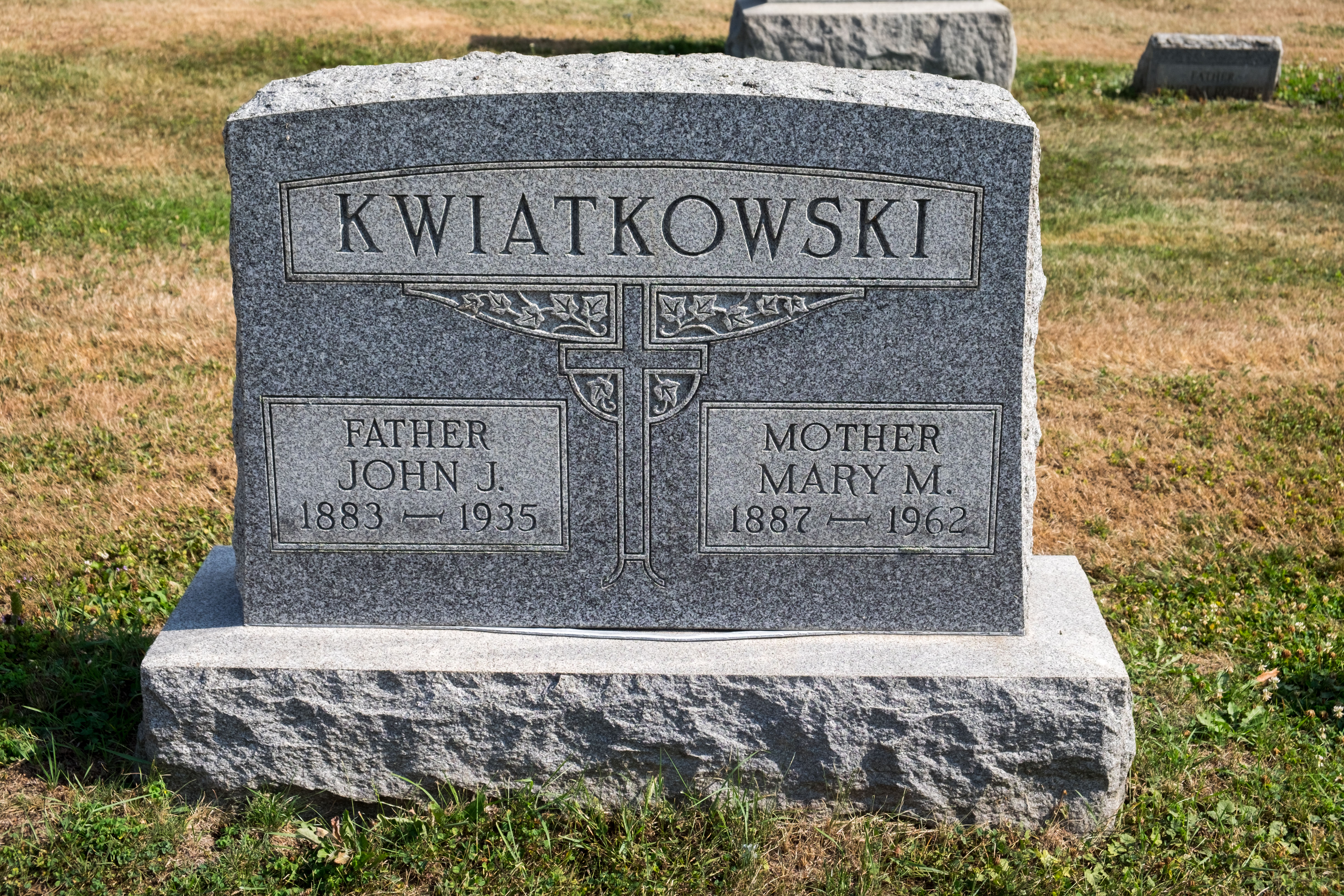 st bonas kwiatkowski.jpg